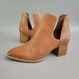 Deltan Womens Brown Distressed Leather Heel Western Ankle Boots Split Side 7M